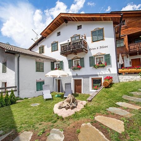 Apartments Berna Ortisei Exteriör bild